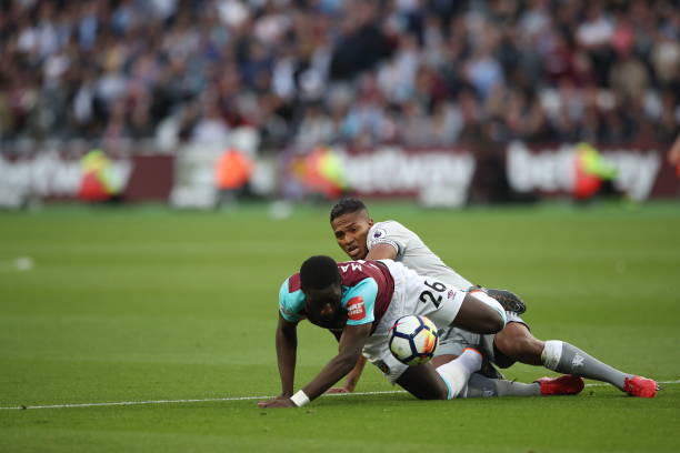 中国女足将 中国女足将